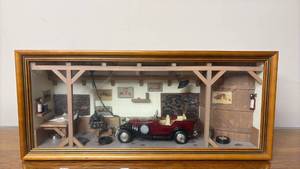 lot 1099 image: Ready to Hang Hot Rod Garage Diorama