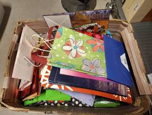lot 3003 image: Bulk Lot Of Gift Bags
