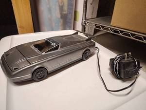 lot 3011 image: Silver Car VHS Tape Rewinder