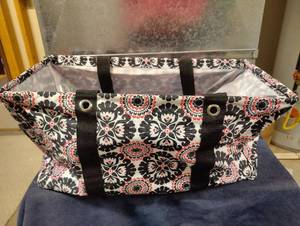 lot 3030 image: Large Mandala Flower Tote Bag