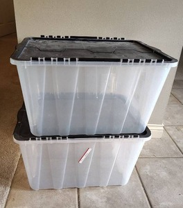 lot 844 image: Set of 2 Flip Lid Storage Bins