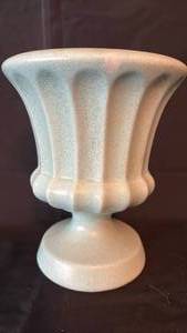 lot 703 image: Haeger Vintage Planter ( approximately 8 inches tall)