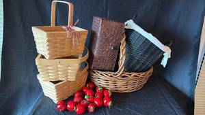 lot 709 image: Basket Bundle with Apple Ornaments