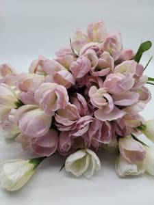 lot 68896 image: Artificial&nbspWhite and Purple Crocus Stem, 5 Bundle Stems Included  - Retail $15