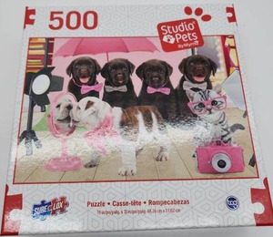 lot 68924 image: Studio Pets 500 Piece Puzzle - Retail $12