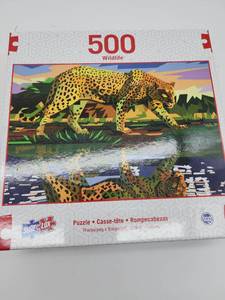 lot 68926 image: Wildlife 500 Piece Leopard Jigsaw Puzzle - Retail $15