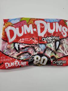 lot 68957 image: Dum Dums Original Mix Lollipops - 80 Count Bag - Retail $4