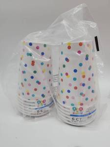 lot 69009 image: Polka Dots Party Cups, 12 Total  - Retail $0