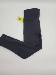 lot 69038 image: High-Rise 78 Seamless Legging  Size XS - Retail $45