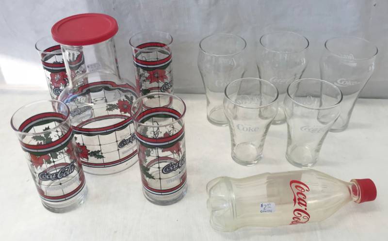 lot 5694 image: Coke - Coca-Cola Lot - Pitcher and Glasses from WHATABURGER - Hard to Find Around Here