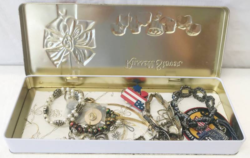 lot 5696 image: Tin Box Full of Jewelry and Collecibles - Tin Included
