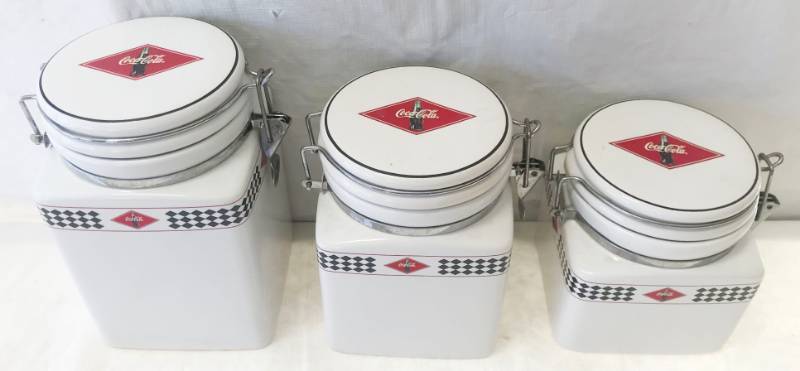 lot 5707 image: Coke - Coca-Cola Decanter Set - Super Nice