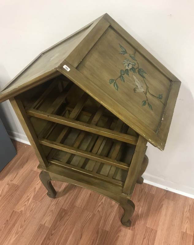 lot 5763 image: Old Wine Rack