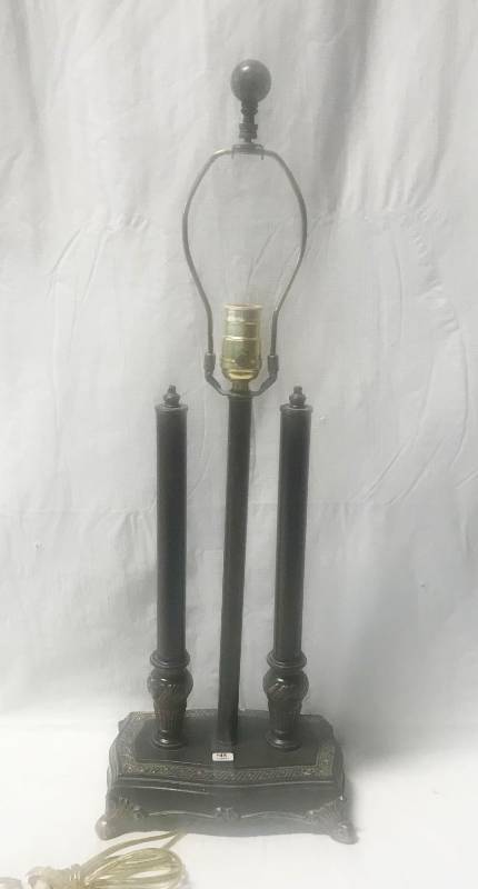 lot 5767 image: Vintage Table Lamp - Unique Design Very Cool