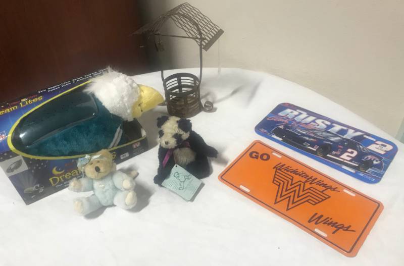 lot 5780 image: Wichita Wings Car Tag, Rusty 2 Tag, Cool Wire Wishing Well - New in Box Philadelphia Eagles Pillow Pet - WOW