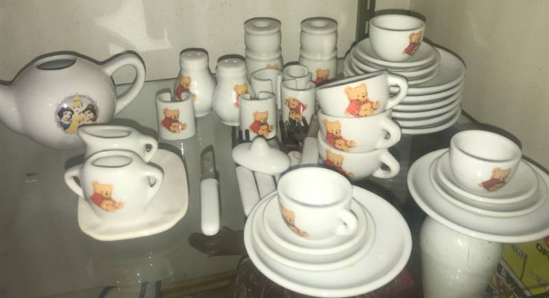 lot 5803 image: Lot of Teddy Bear Dishes - SO CUTE