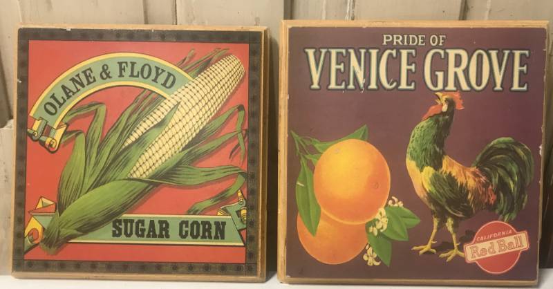 lot 5818 image: Lot of 2 Farm and Garden Wall Hangings - Approx 10 square, each