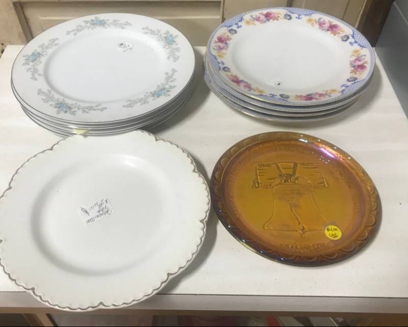 lot 5835 image: Lot of Beautiful Plates - Various Styles and Brands - Johnson Bros England, Royal Court Japan, Czechoslovakia