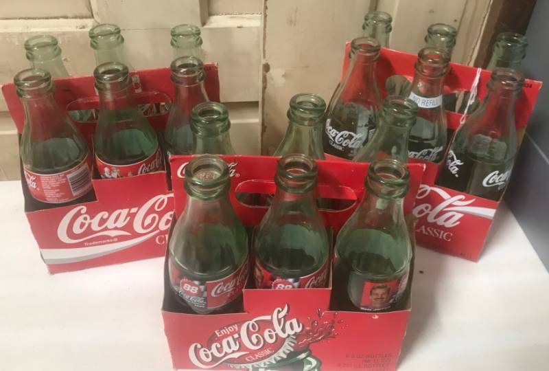 lot 5843 image: Lot of Coca Cola Bottles in Cartons