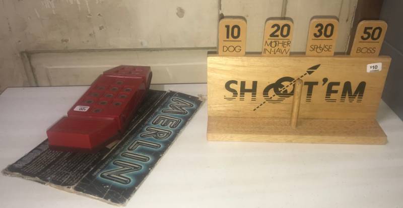 lot 5849 image: Vintage MERLIN Electronic Game and Shootem Rubber Band Targets