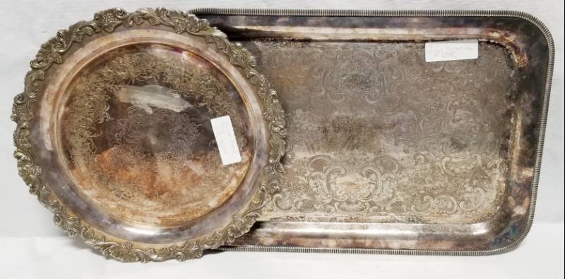 lot 5525 image: Lot of 2 Neat Silver Plate() Trays