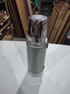 lot 796 image: Aladdin Metal Thermos Bottle