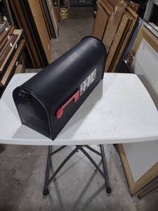 lot 799 image: Black Steel Rural Post Mailbox with Number 2204