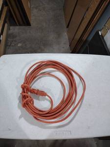 lot 804 image: Orange Extension Power Cord