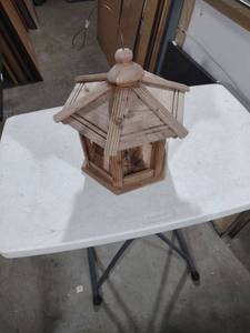lot 831 image: Handcrafted Wooden Gazebo Bird Feeder