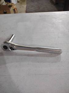 lot 863 image: Half inch Craftsman Steel Ratchet Handle