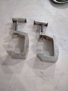 lot 864 image: Heavy Duty C-Clamps Set of 2