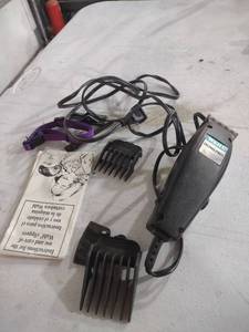 lot 868 image: Wahl HomePro Hair Clipper with Manual