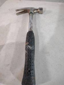 lot 890 image: Powers Japan Claw Hammer