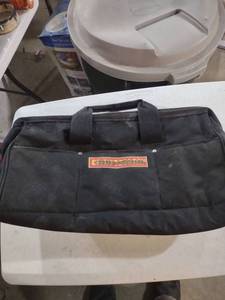lot 898 image: Craftsman Heavy Duty Tool Bag