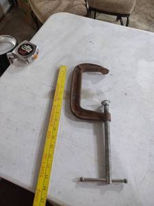 lot 917 image: Craftsman 6-inch C-Clamp Model 38129