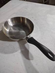 lot 937 image: Calphalon Stainless Steel Frying Pan