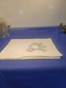 lot 4794 image: Embroidered Tea Cup Design Kitchen Towel