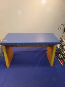 lot 4905 image: Decorative Wooden Step Stool