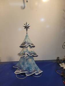lot 4907 image: Metal Christmas Tree Decoration with Star Topper