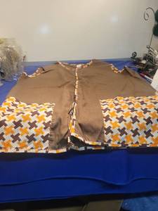lot 4914 image: Brown and Orange Cross Pattern smock