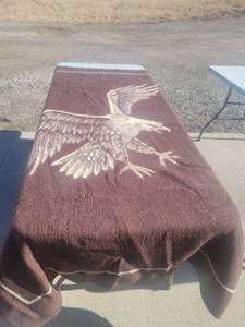 lot 4938 image: Native American Style Eagle Blanket