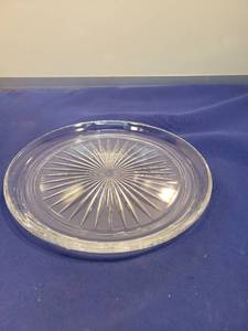 lot 4950 image: Crystal Glass Coasters with Starburst Pattern