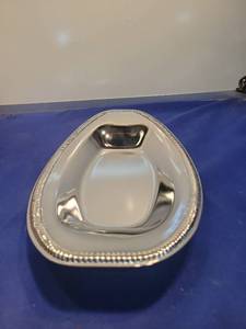 lot 4976 image: Shelton-Ware NYC Heart Shaped Silver Plated Dish