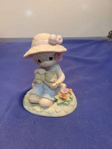 lot 4980 image: Precious Moments August Poppy Peaceful Figurine