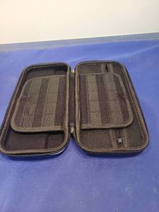 lot 4997 image: Nintendo 3DS XL Protective Hard Case