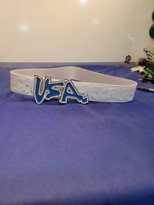 lot 5001 image: USA White Leather Belt with Blue Logo
