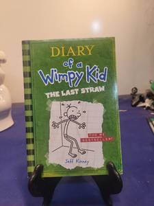lot 5043 image: Diary of a Wimpy Kid The Last Straw by Jeff Kinney