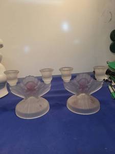 lot 5068 image: Frosted Glass Candlestick Set