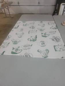 lot 5114 image: Teapot Pattern Fabric Rectangle Tablecloth