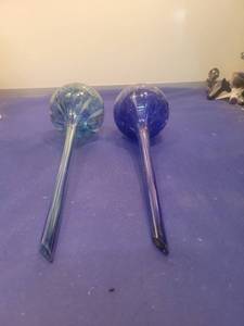 lot 5124 image: Blue Glass Plant Watering Globes Set